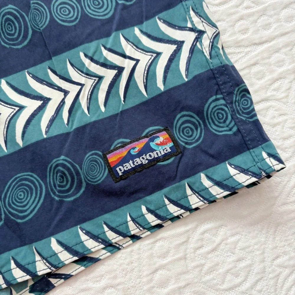 Patagonia Men's Stretch Wavefarer Boardshorts, Tree Rings Stone Blue Sz 36
